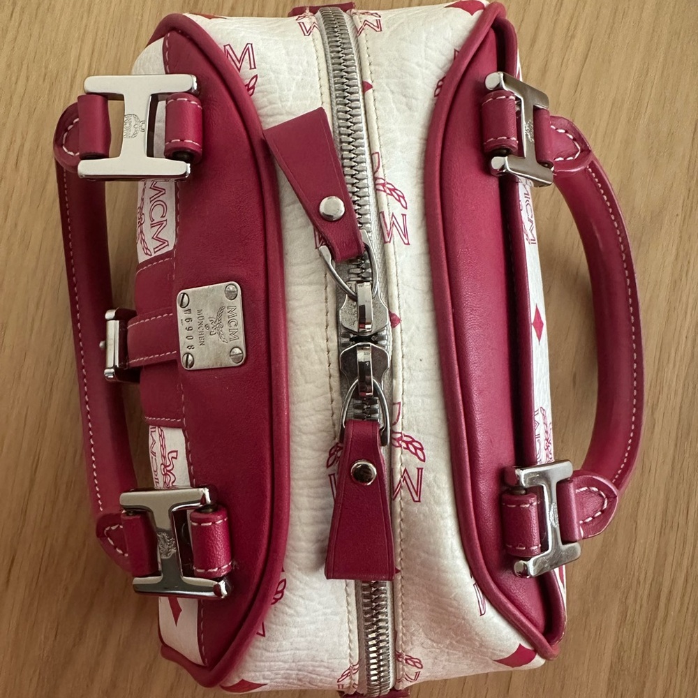 MCM mini handbag with dustbag - Picture 9 of 16